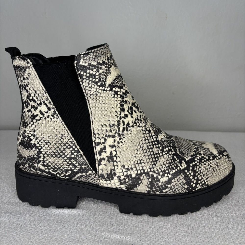 Snakeskin Ankle Boots - Black and Cream